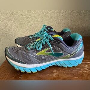 Brooks Ghost 9  Women’s Sz.10 Running Shoes Outdoor Walking Atleisure Gray Blue